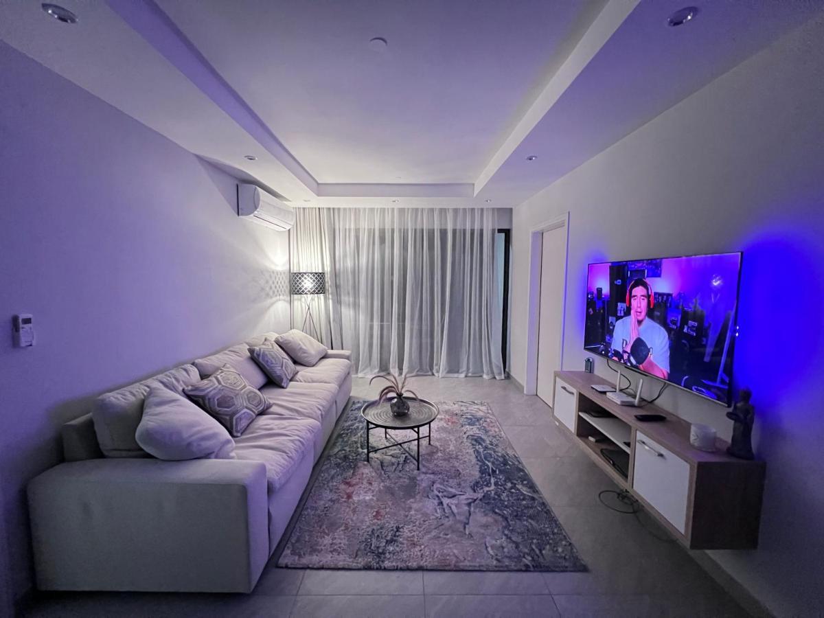 Top-Floor Modern 3Bd Penthouse With Beautiful Mountain View Terrace - 5 Min Walk To Beach Flic en Flac Ngoại thất bức ảnh